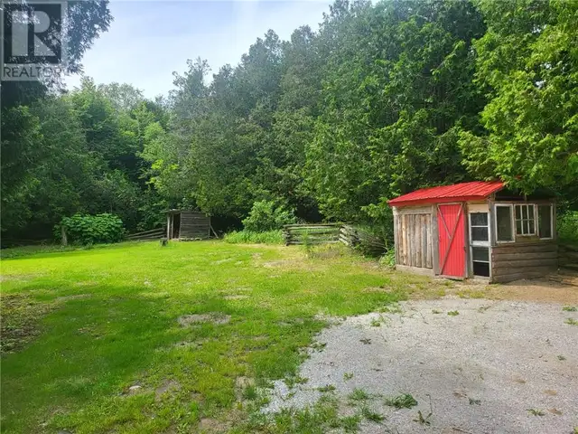 404 PERIVALE Road W Manitoulin Island, Ontario in Houses for Sale in Sudbury - Image 7
