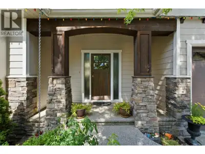 Quick Possession Available! Discover this beautiful 4-bedroom plus den, 3.5-bathroom family home in...