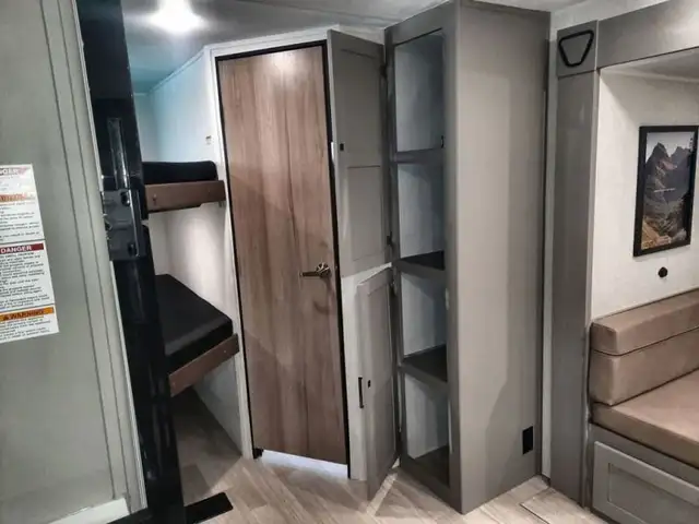 2026 Keystone RV Hideout 262BHS in Travel Trailers & Campers in St. Albert - Image 43