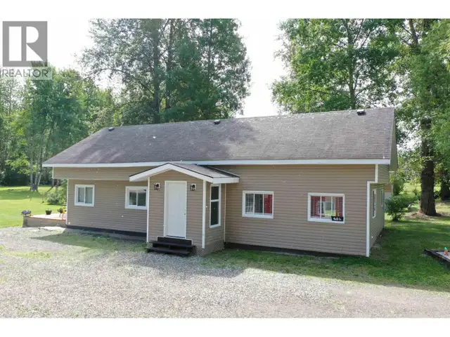 602 FIR STREET Quesnel, British Columbia in Houses for Sale in Quesnel - Image 2