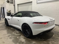 Le Jaguar F-TYPE 2019 décapotable offert chez AutoStudio 72 à Mirabel propose une présentation nette... (image 3)