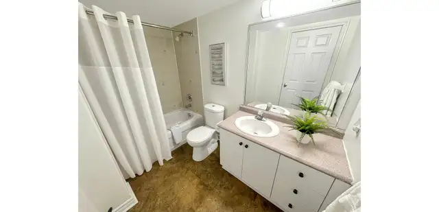 Downtown Halifax, Furnished, All Inclusive-  Winter Rates in Short Term Rentals in City of Halifax - Image 7