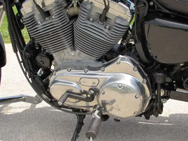 2013 Harley-Davidson Sportster XL883L Superlow in Street, Cruisers & Choppers in Leamington - Image 17