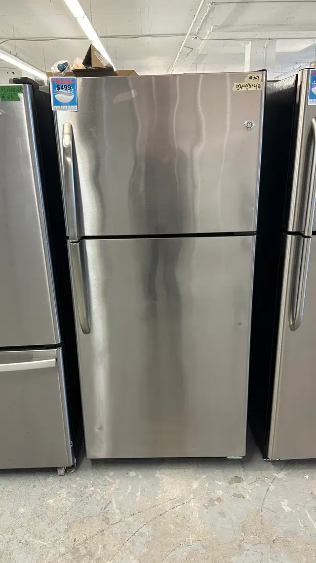 3203-Réfrigérateur Ge acier inoxydable stainless fridge in Refrigerators in City of Montréal - Image 2