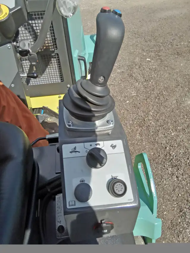 2024 Ammann ARX23-2C Combo Roller Steel/Rbr- Rental/Sale Ready! in Heavy Equipment in Saskatoon - Image 9