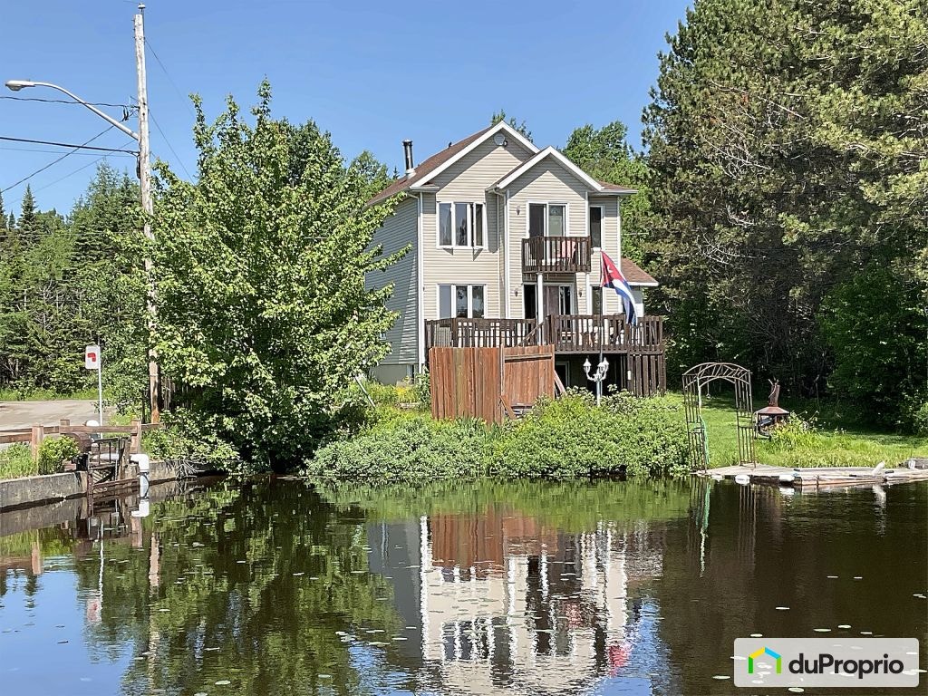 $389,000 - 2 Storey for sale in St-Cyrille-De-Lessard — photo 1