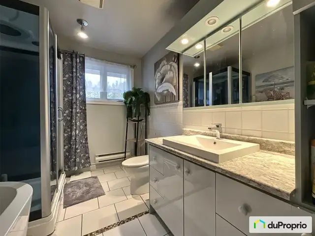 $429,000 - Bungalow for sale in Princeville in Houses for Sale in Victoriaville - Image 6