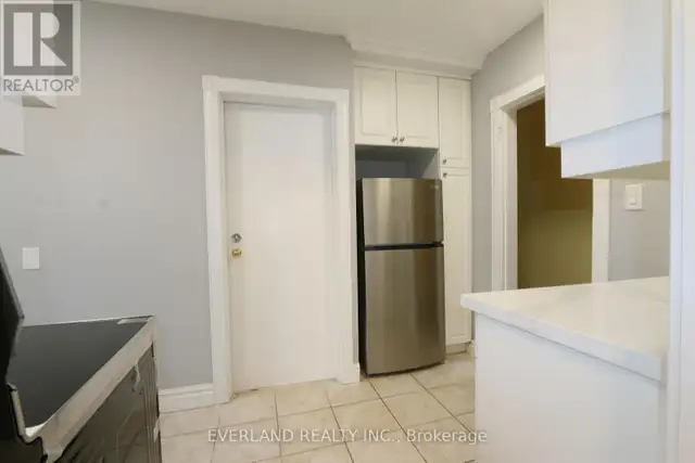 202 - 1753 BAYVIEW AVENUE Toronto (Leaside), Ontario in Long Term Rentals in City of Toronto - Image 20