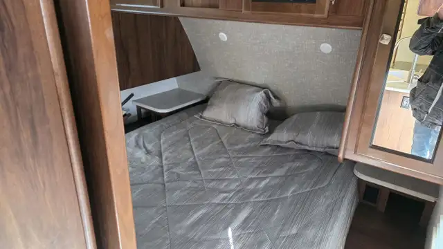 2018 Heartland Wilderness 3250DS in Travel Trailers & Campers in St. Albert - Image 11