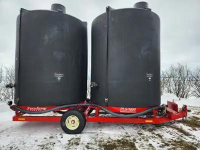Free Form PLS-7400 (Portable Liquid Storage 7400 Imp Gallon) Holds an entire Super-B of Liquid Ferti...