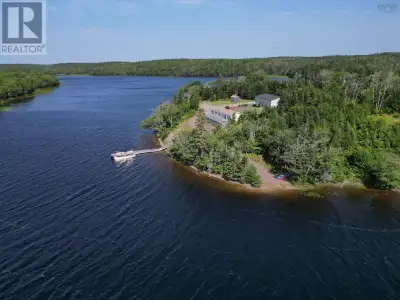 Discover the perfect blend of relaxation and functionality with this two bedroom, one bath mini home...