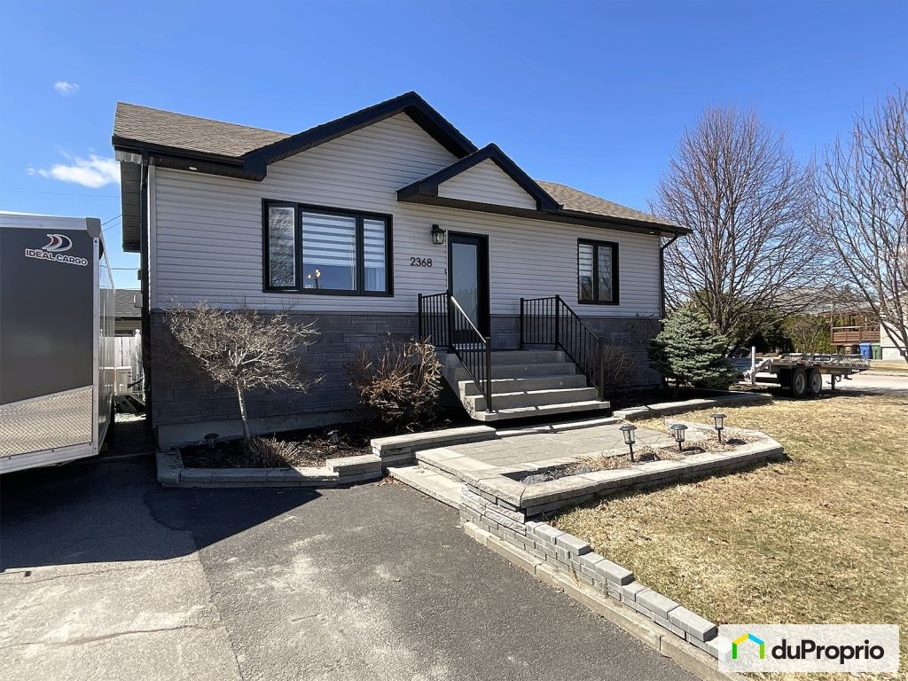 $399,000 - Bungalow for sale in Jonquière (Jonquière) — photo 1