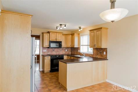 42 Pinnacle Street in Houses for Sale in Grande Prairie - Image 3