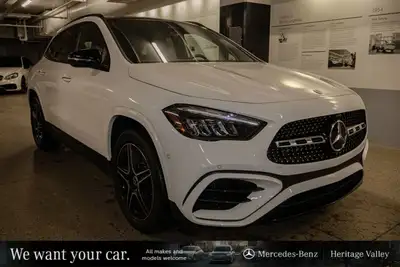 This Mercedes-Benz GLA has a strong Intercooled Turbo Gas/Electric I-4 2.0 L/121 engine powering thi...