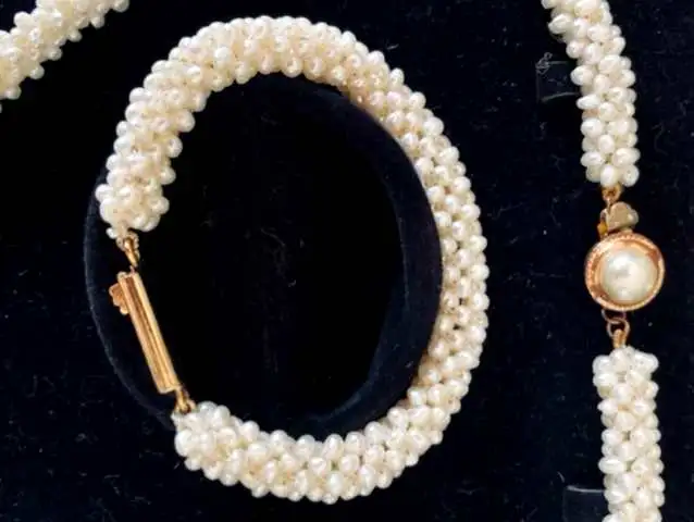 BEAUTIFUL INDIAN CHOKER SETS $20/- each in Jewellery & Watches in Markham / York Region - Image 9