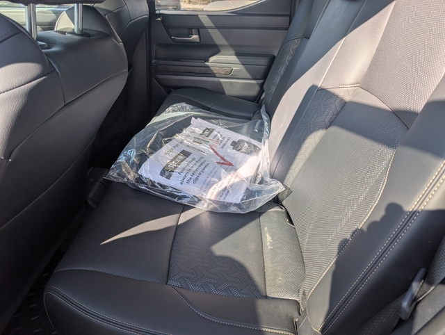 2024 Toyota Tacoma Hybrid LIMITED, 4X4, CUIR, TOIT, MARCHE PIED  in Cars & Trucks in Sherbrooke - Image 13