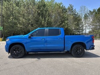 // ACCIDENT FREE!! // This 2024 Chevrolet Silverado 1500 RST Crew Cab 6' Box 4WD is a full-size truc... (image 9)