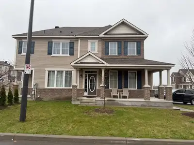 This property is available for long term or short term/mid-term rental. This fully furnished home of...
