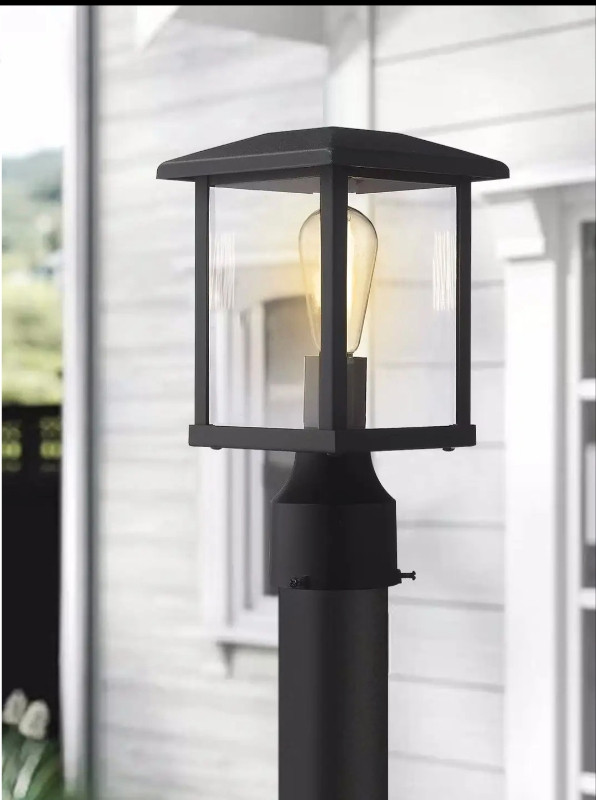 Emliviar Outdoor Post Light Fixtures, 1-Light Exterior Post Lant in Outdoor Lighting in Gatineau - Image 2