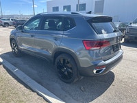 Welcome to Country Hills Volkswagen 2023 Volkswagen Taos Highline 4Motion Our team of knowledgeable... (image 3)