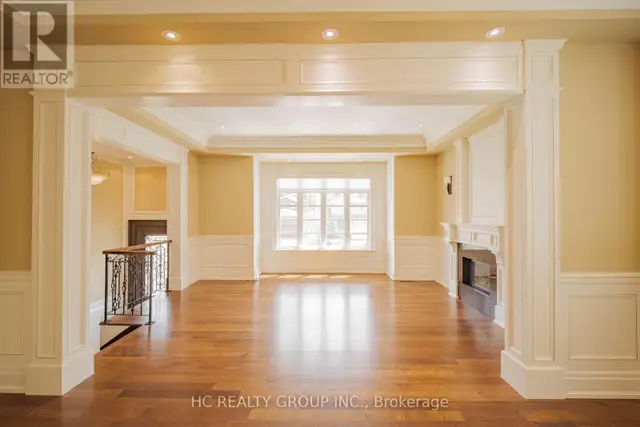218A Holmes Avenue Toronto (Willowdale East), Ontario, photo 3 of 4