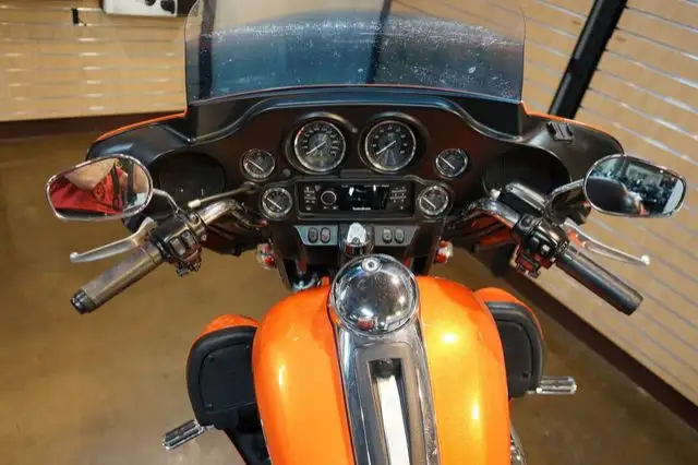 2012 Harley-Davidson Touring FLHTK - Electra Glide Ultra Limited in Sport Touring in Lethbridge - Image 9