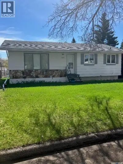 Located in Ituna, Sk you will find this 1076 sq. ft home with 2 bedrooms up and 1 bedroom downstairs...