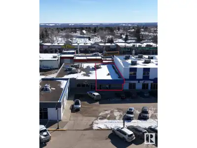 High Exposure Retail Opportunity - 3050Sf retail unit built out for multiple different uses, quick a...