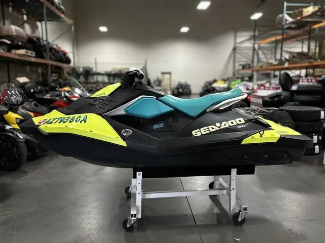 2019 SEADOO SPARK 2UP SOUND (FINANCING AVAILABLE) in Personal Watercraft in Strathcona County - Image 4
