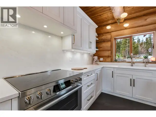 3350 LIKELY ROAD 150 Mile House, British Columbia in Houses for Sale in Williams Lake - Image 9