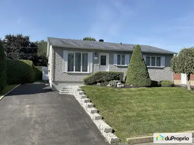 Située dans un secteur paisible de Drummondville, cette charmante propriété combine emplacement stra...