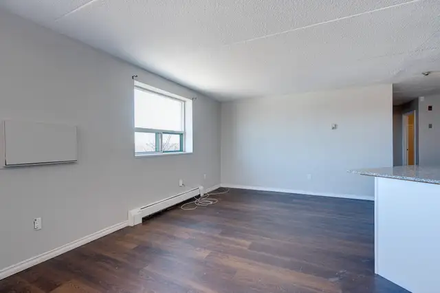 46 Gale Crescent - 2 bedrooms Apartment for Rent63735890382209124