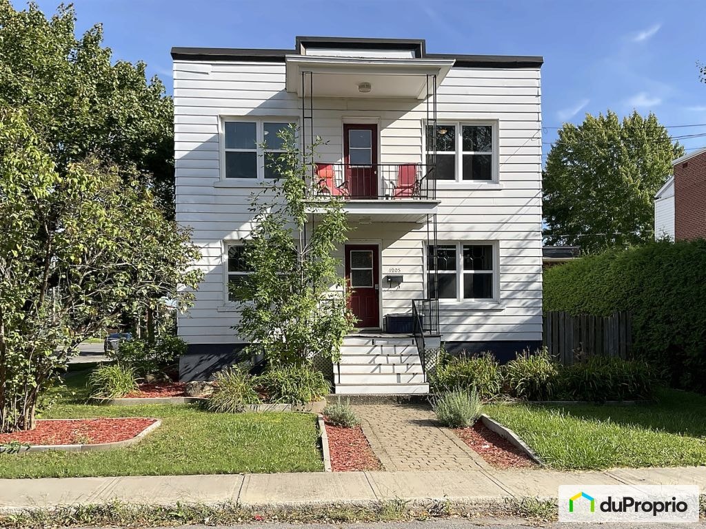 $545,000 - 2 Storey for sale in St-Hyacinthe — photo 2