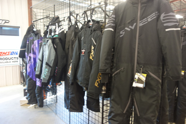 SNOWMOBILE CLOTHING AND ACCESSORIES SALE in Snowmobiles Parts, Trailers & Accessories in Regina - Image 4