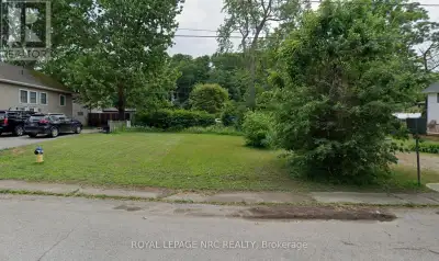 Excellent opportunity in the growing and vibrant village of Crystal Beach. This building lot is zone...