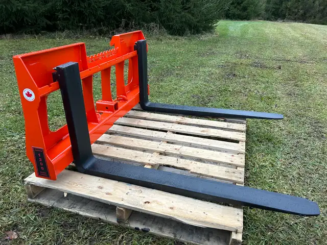Pallet forks for tractors & skid steers - IN STOCK in Heavy Equipment in Oakville / Halton Region - Image 6