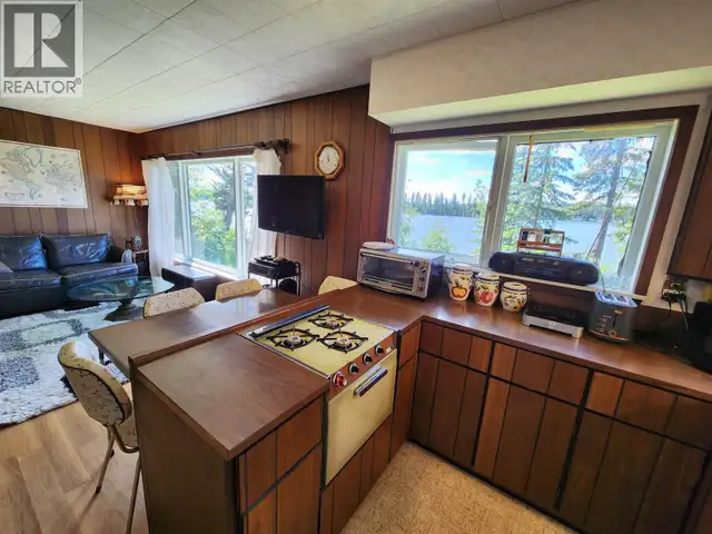 7575 BEAZELY ROAD Deka Lake / Sulphurous / Hathaway Lakes, Briti in Houses for Sale in 100 Mile House - Image 10