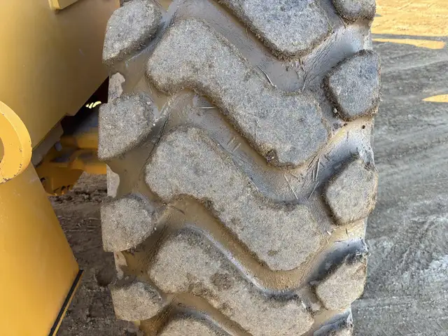 2019 DEERE 544L in Heavy Equipment in Lethbridge - Image 37
