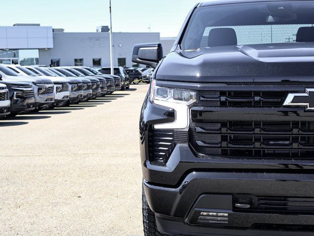 2025 Chevrolet Silverado 1500 RST in Cars & Trucks in Edmonton - Image 3