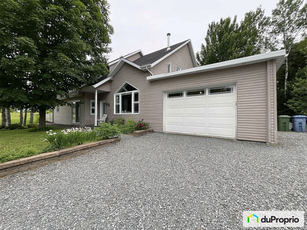 $548,800 - Intergenerational for sale in L'Ange-Gardien — photo 1