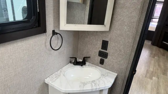 2022 Jayco WHITEHAWK 29 BH in Travel Trailers & Campers in St. Albert - Image 42