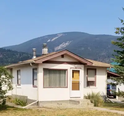 We currently have four homes available for rent in Crowsnest Pass, along with a newly built duplex c...
