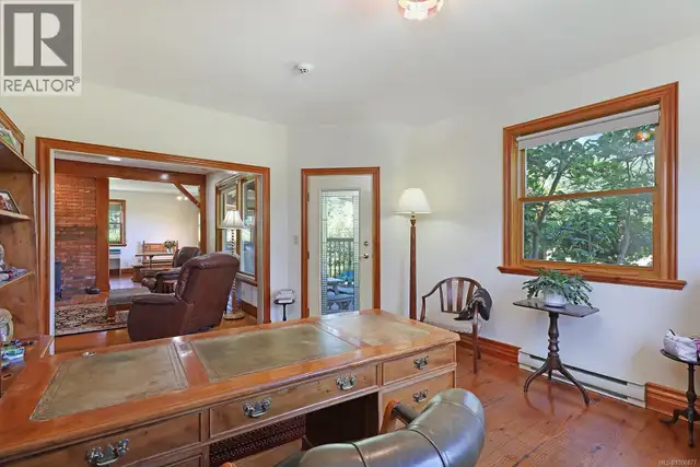 3713 Dove Creek Rd Courtenay, British Columbia in Houses for Sale in Comox / Courtenay / Cumberland - Image 23