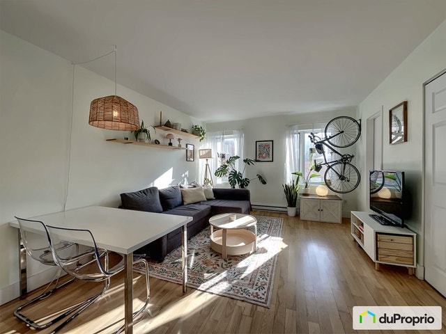 $224,000 - Condominium for sale in St-Jean-Baptiste — photo 1