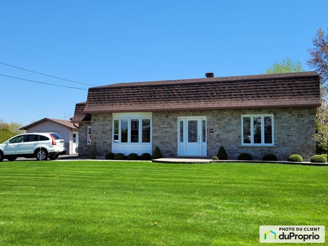 $669,000 - Bungalow in St-Jean-sur-Richelieu (St-Athanase) — photo 1