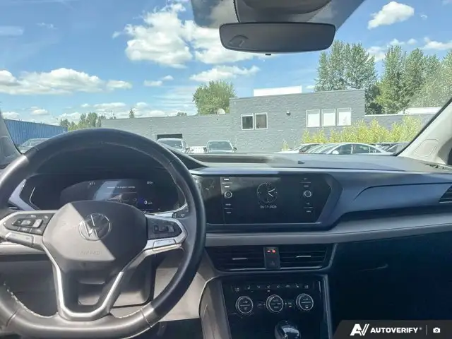 2024 Volkswagen Taos Comfortline | Digital Cockpit in Cars & Trucks in Abbotsford - Image 11