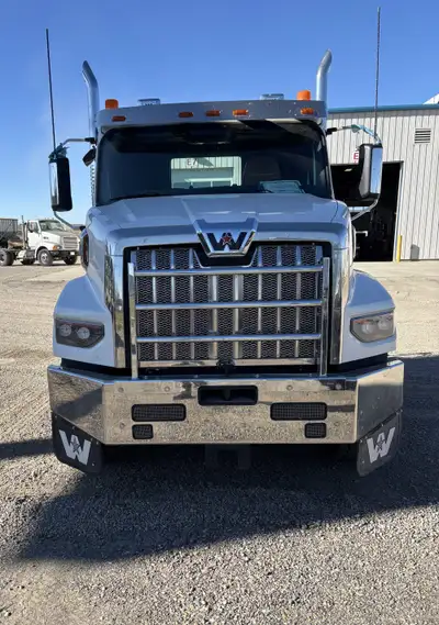 Welcome to New West Truck 2026 Western Star 49X . Engine: DD16