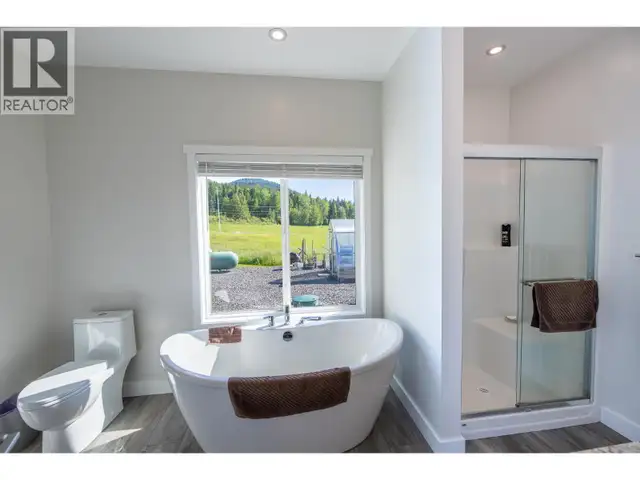 7155 GROSSETT ROAD Lone Butte, British Columbia in Houses for Sale in 100 Mile House - Image 32