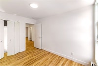 Renovated Akelius three bedroom apartment for rent. Located near rue de la Monnerie in the Plateau n... (image 6)