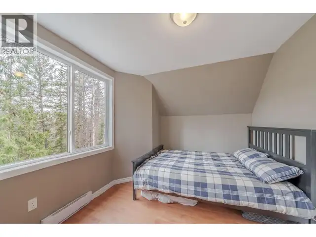 3595 CANDLE DRIVE Canim Lake, British Columbia in Houses for Sale in 100 Mile House - Image 13